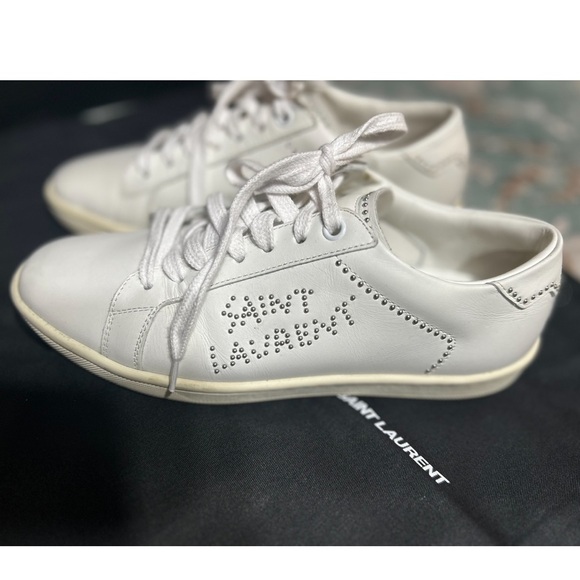 SAINT LAURENT CALFSKIN STUDDED LOW TOP SNEAKERS - Picture 8 of 12